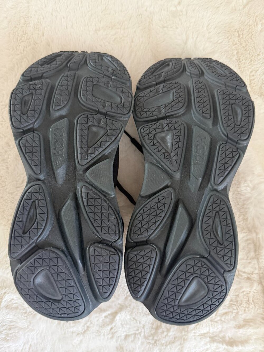 Hoka One One Bondi 8 Triple Men's Black Shoes Size: 9.5D - Picture 9 of 11